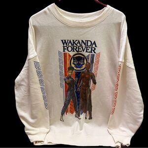 Marvel Wakanda Forever Graphic Sweatshirt size S/M